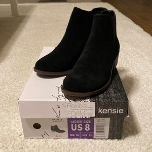 Kenzie Gazelle Black Ankle Boots